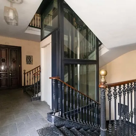 Appartamento Porta Nuova Cozy X6 - W/ Balcony *