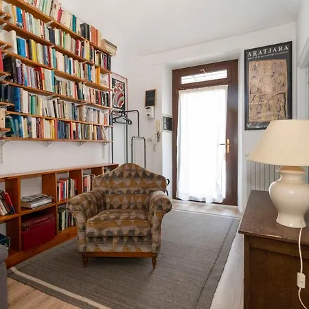 Porta Nuova Cozy X6 - W/ Balcony * Torino