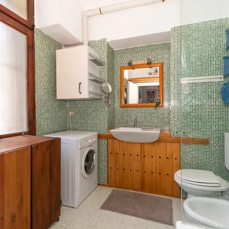 Lejlighed Porta Nuova Cozy X6 - W/ Balcony *