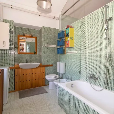 Porta Nuova Cozy X6 - W/ Balcony * Turin